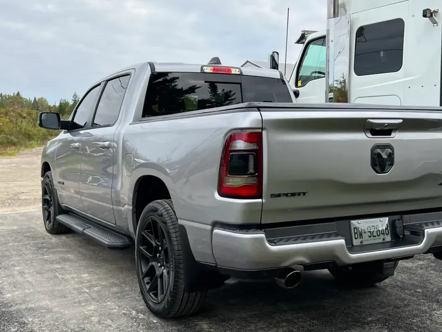 White pickup, exterior detail
